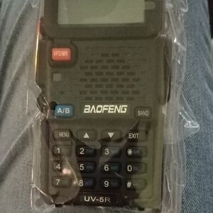 Baofeng UV-5R Two-Way Radio